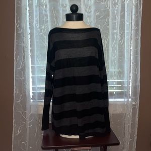 Ann Taylor Black/Grey Striped Sweater Size L Women’s